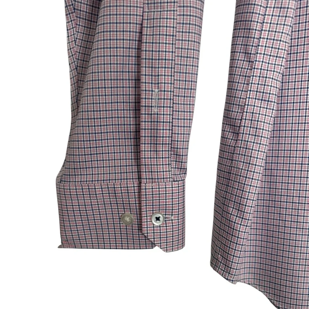 Banana Republic Men’s Button-Down Shirt – Standard Fit Size: Large (16–16.5)